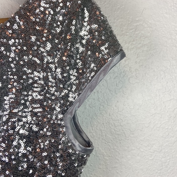 NWT B. Smart Silver sequin dress junior 9 - Picture 4 of 8